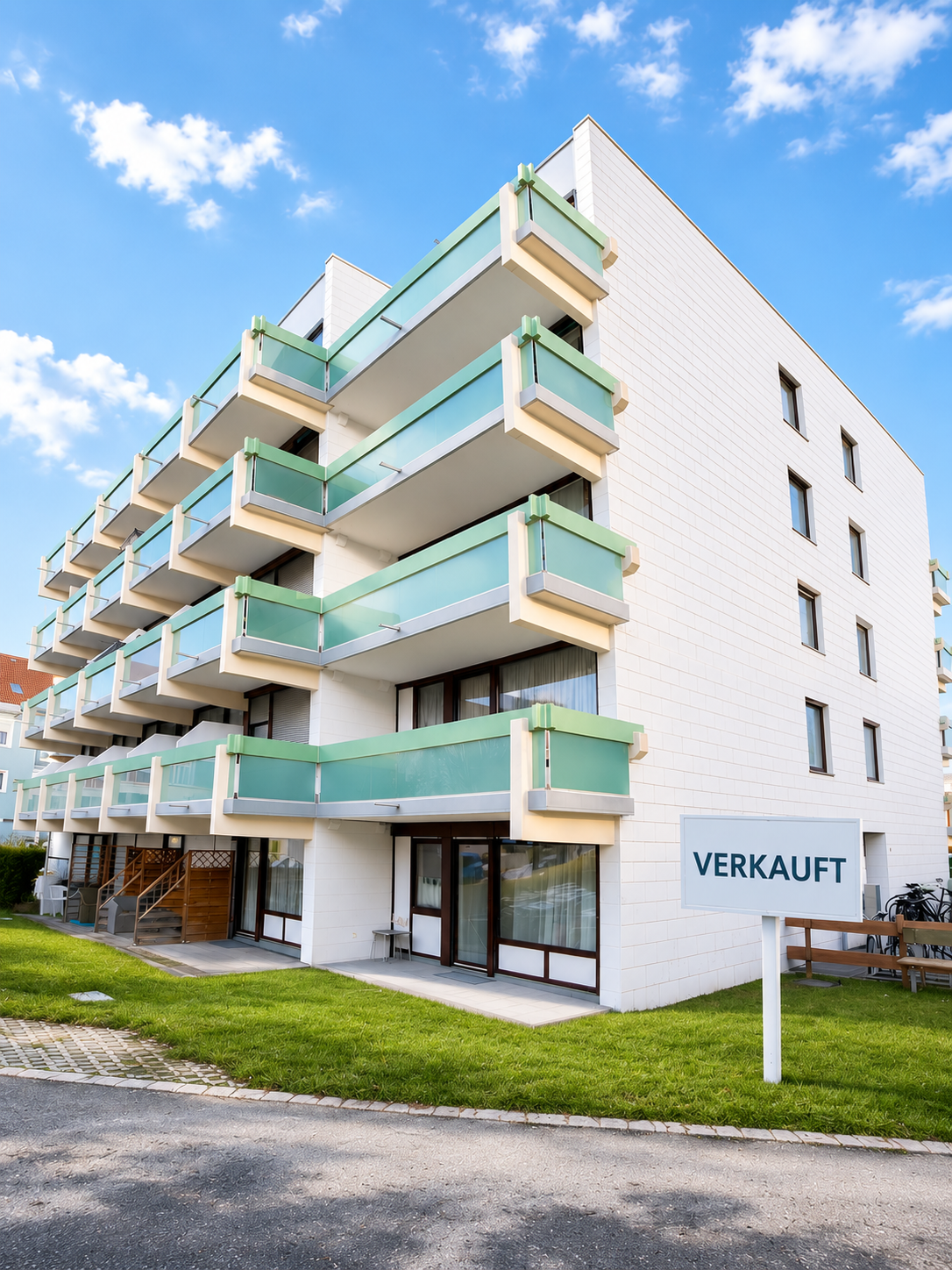 Verkauftes Haus mit Verkaufsschild